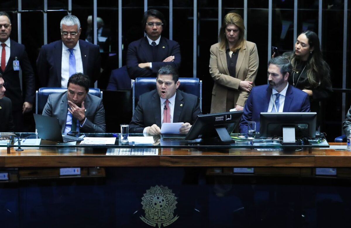 Senado aprova aumento do número de deputados federais para 531