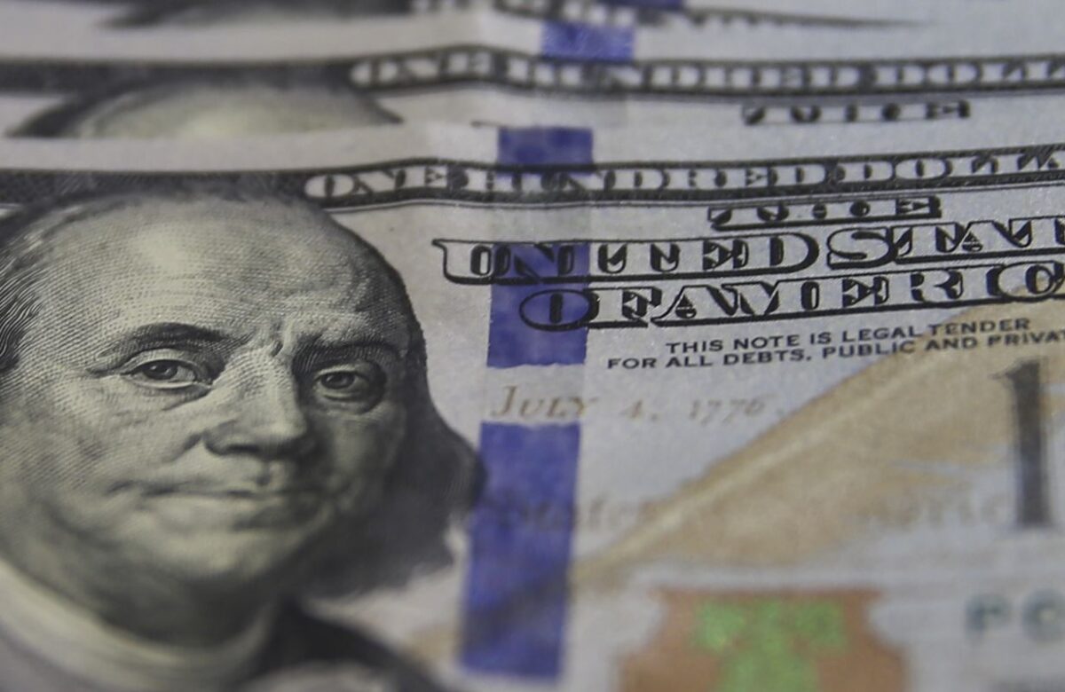 Dólar cai a R$ 5,10 e Bolsa bate recorde com trégua entre EUA e Irã