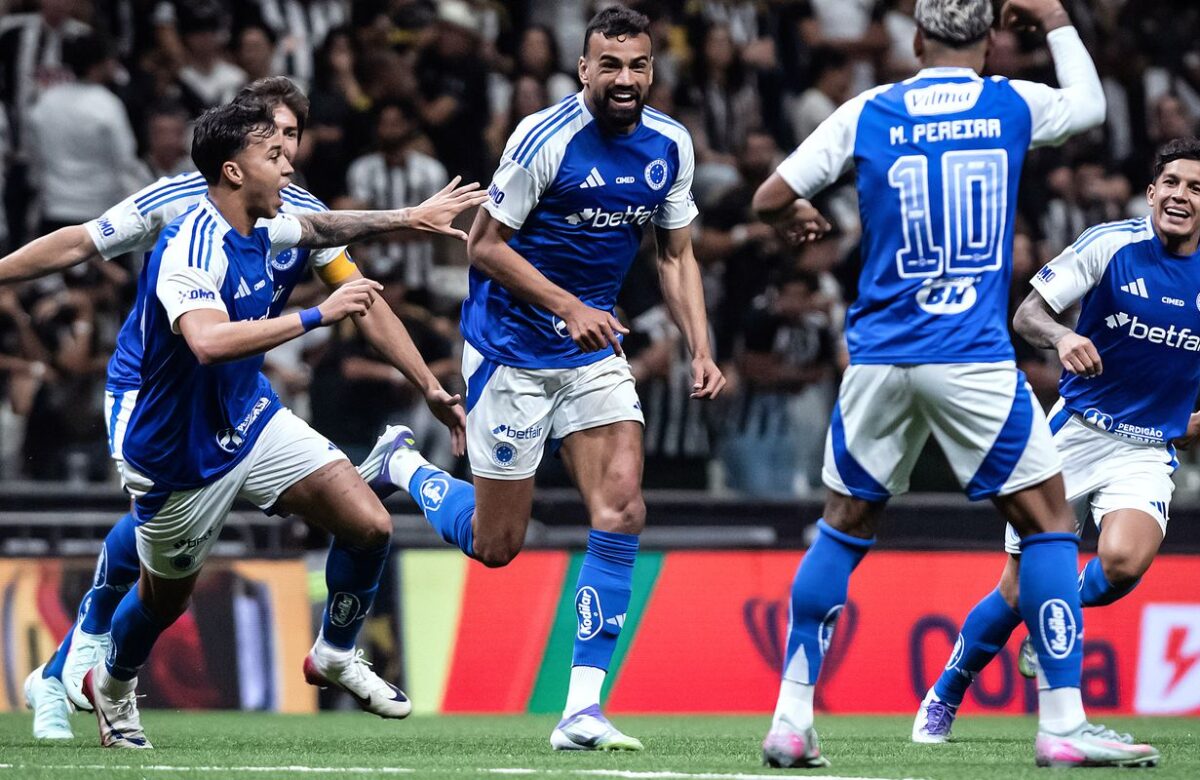 Copa do Brasil: Cruzeiro vence Atlético por 2 a 0 e fica perto da semi