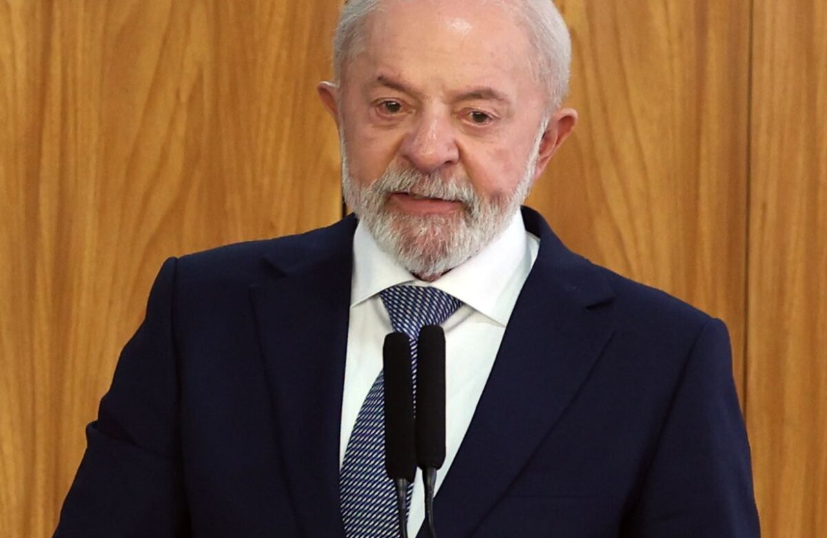 Derrubada de MP é derrota imposta ao povo brasileiro, diz Lula