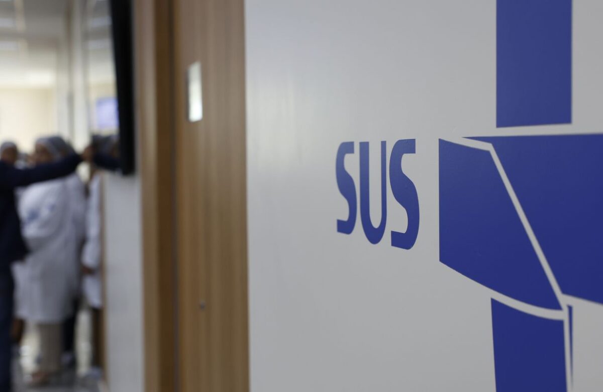 Lula sanciona MP que acelera atendimento de especialistas no SUS