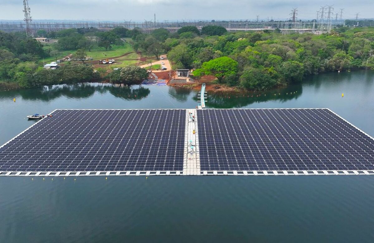 Usina de Itaipu termina montagem de “ilha solar” que vai gerar energia