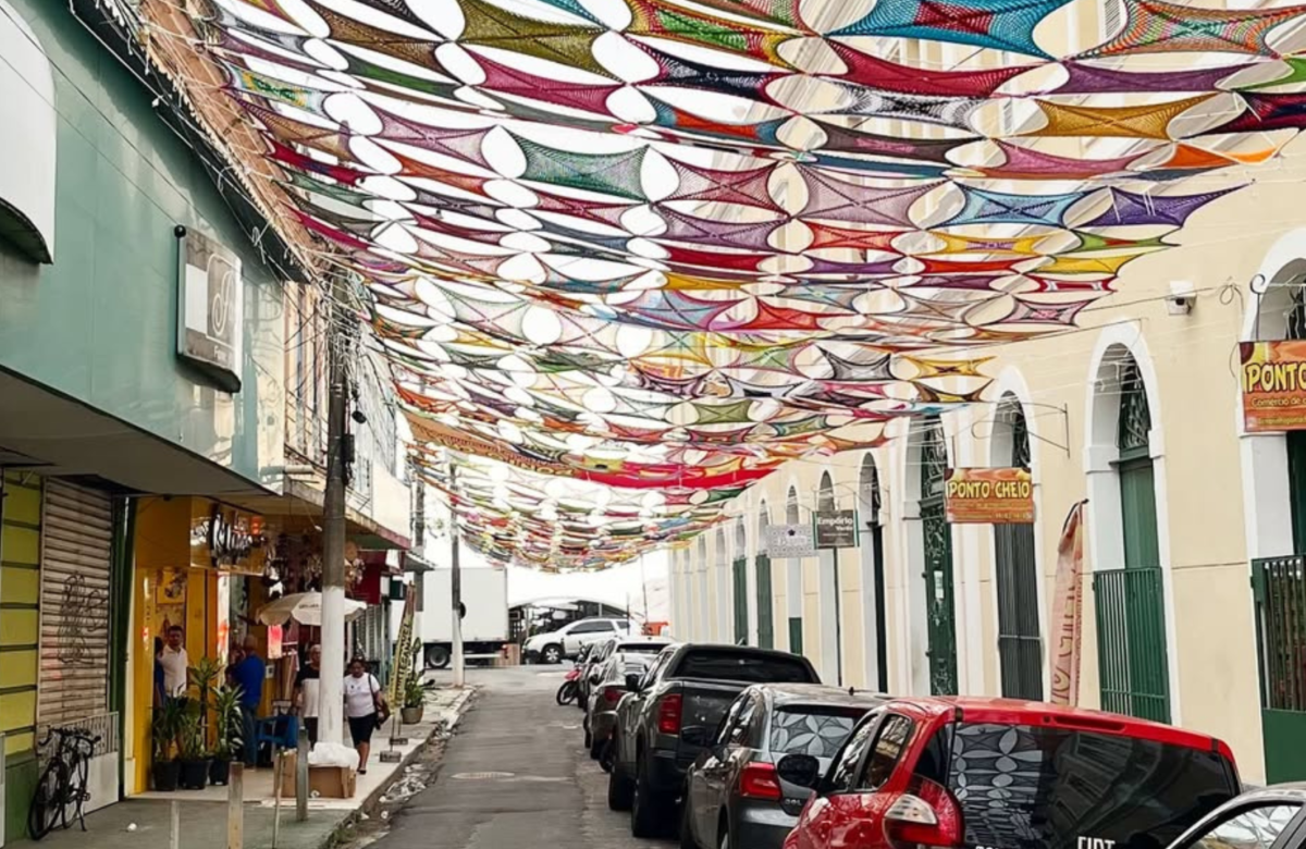 Belém ganha teto de crochê no Ver-o-Peso em intervenção que une arte, tradição e comunidade