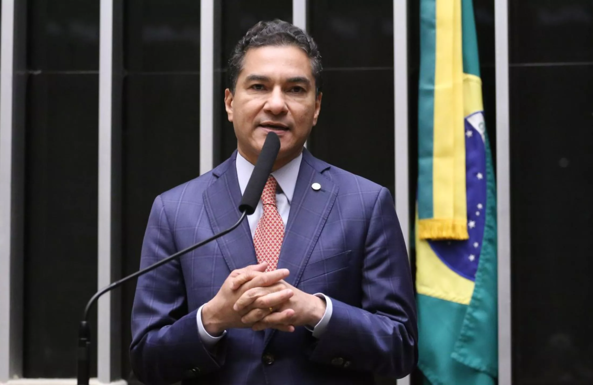 Presidente nacional do Republicanos é contra o fim da escala 6×1: ”Ócio demais faz mal”