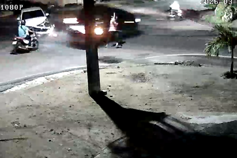 Em Castanhal, mulher morre após ser atingida em acidente com carros em cruzamento