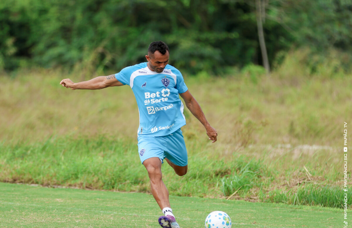Lateral Luciano Taboca é apresentado no Paysandu: ‘Vou dar a minha vida por esse clube’