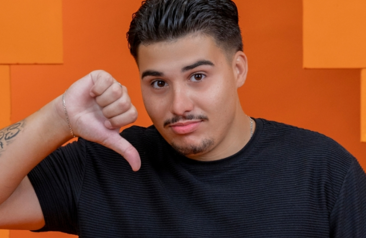 Ex-BBB Pedro Espíndola processa a Globo e torna público contrato do reality; documento viralizou nas redes