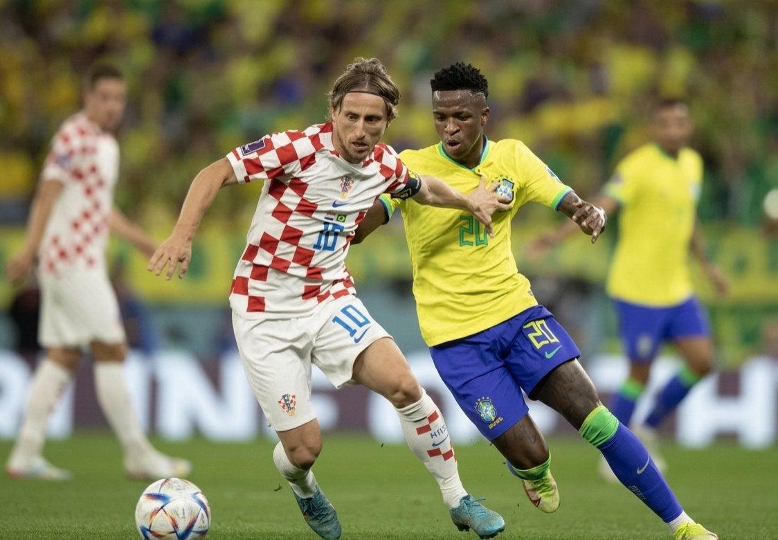 De amistoso discreto a duelo indigesto: Brasil e Croácia reeditam rivalidade iniciada há 20 anos em último encontro antes da Copa
