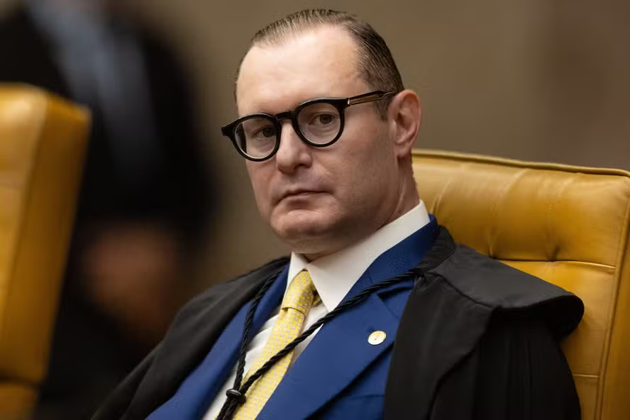 Zanin suspende eleição indireta no Rio e mantém presidente do TJ como governador até que plenário do STF decida