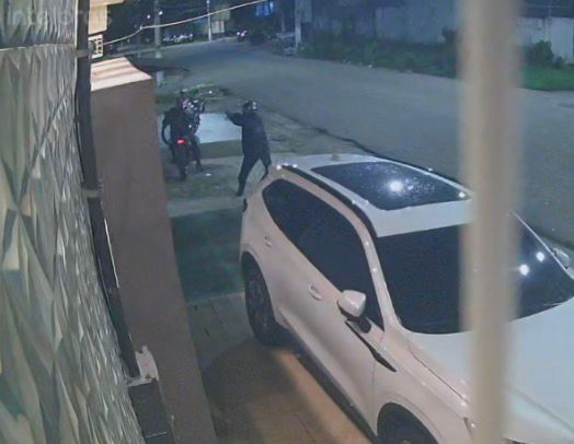 Vídeo: vigilante é baleado por criminoso no bairro do Telégrafo, em Belém; Polícia investiga