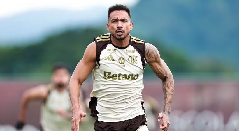 Técnico da seleção brasileira, Ancelotti diz que Danilo, do Flamengo, estará na lista final da Copa do Mundo