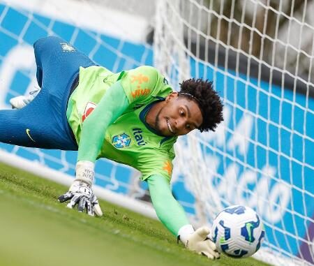 Ancelotti convoca Hugo Souza, do Corinthians, para amistosos da Seleção Brasileira