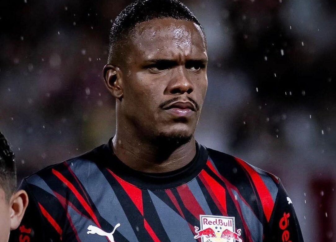 Após ofensas à árbitra, Gustavo Marques, do Bragantino, recebe suspensão e multa