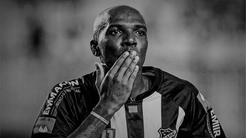 Morre Reinaldo Aleluia, ex-jogador do Remo, aos 53 anos