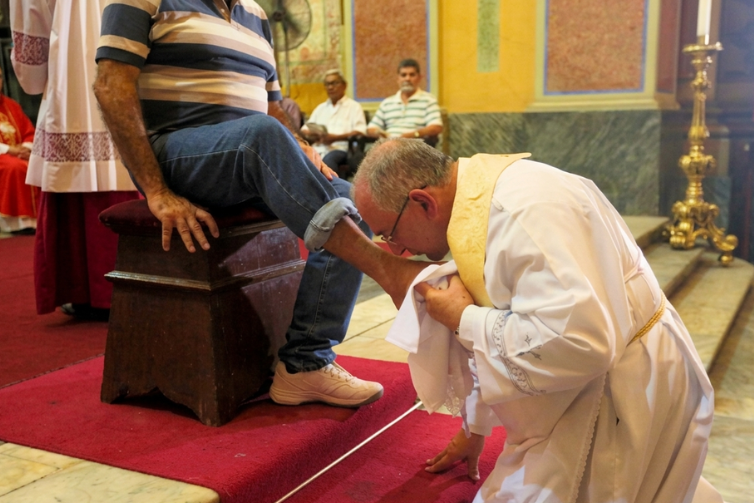 Cerimônia do lava-pés: saiba o que é e onde participar em Belém