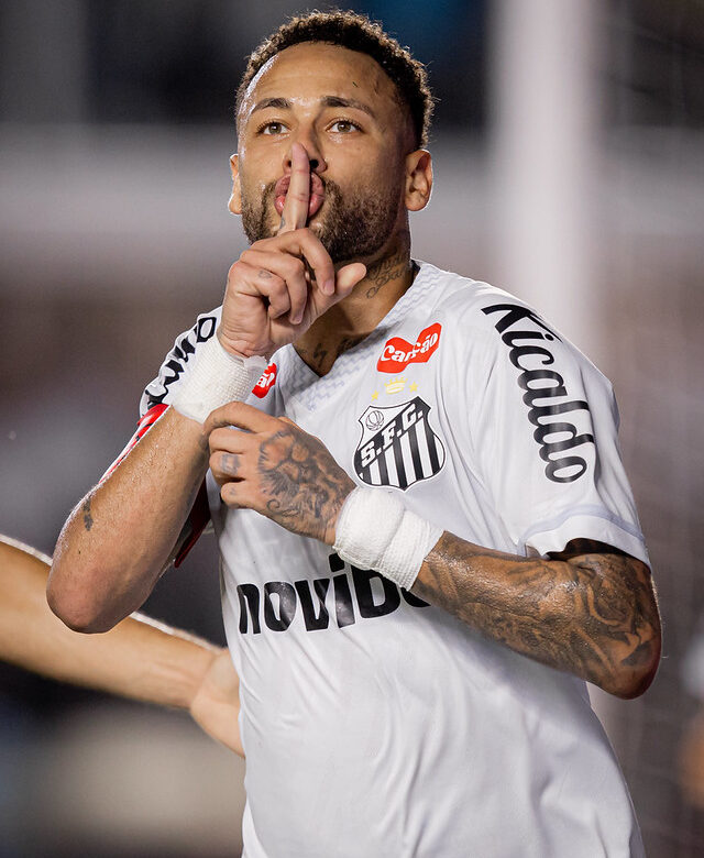 Santos e Remo voltam a se enfrentar 16 anos após goleada histórica e show de Neymar