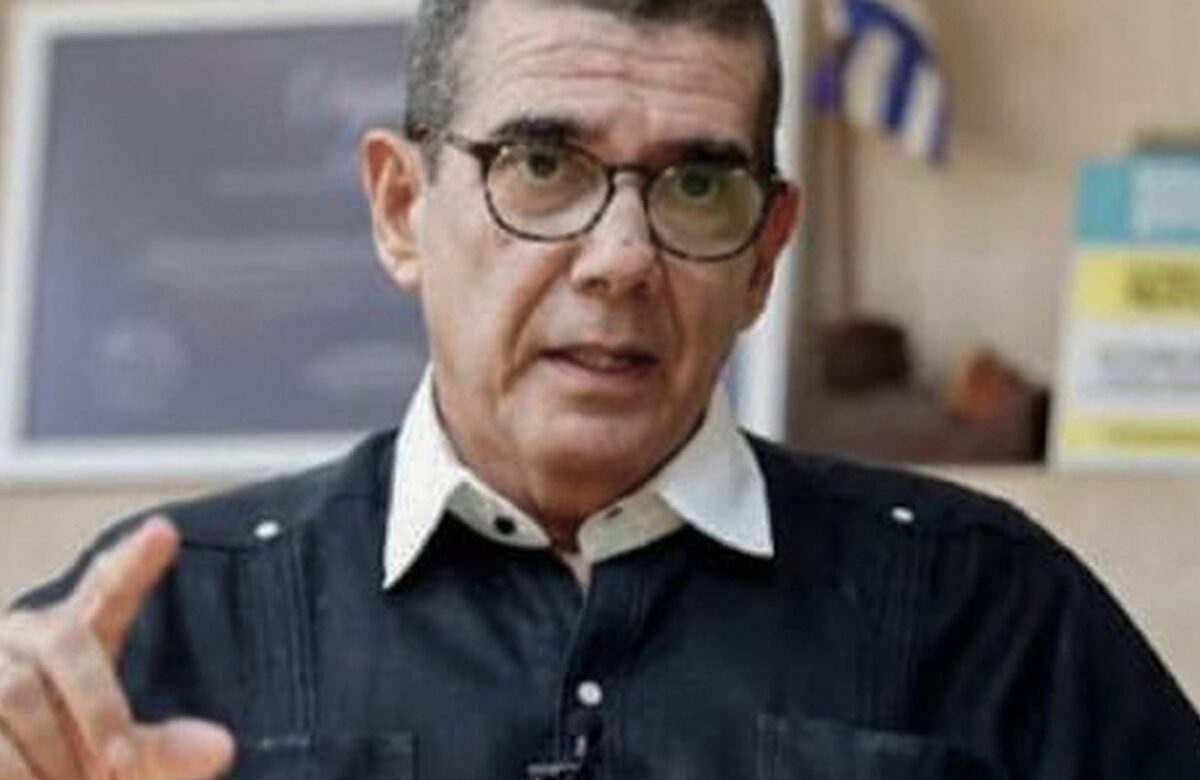 Cuba estuda movimentação militar dos EUA diante de ameaças de Trump