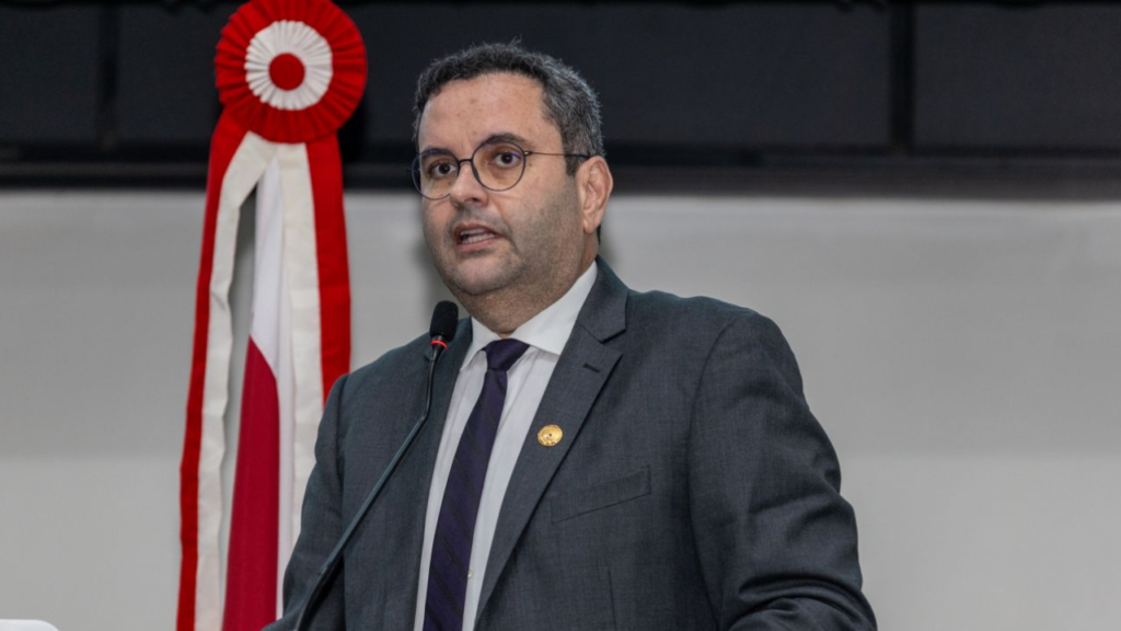 Tucanos extintos: saída de lideranças esvazia PSDB no Pará após janela partidária e segue lógica nacional