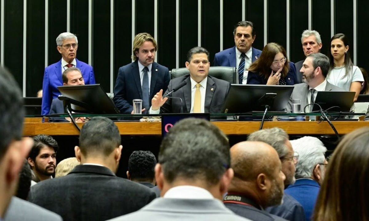 Senado derruba veto de Lula ao PL da Dosimetria, e presidente acumula terceira derrota em menos de 24 horas