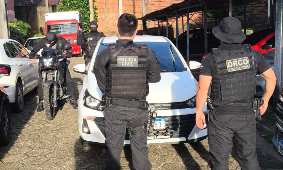 Operação da Polícia Civil bloqueia mais de R$ 5,4 milhões de grupo investigado por organização criminosa