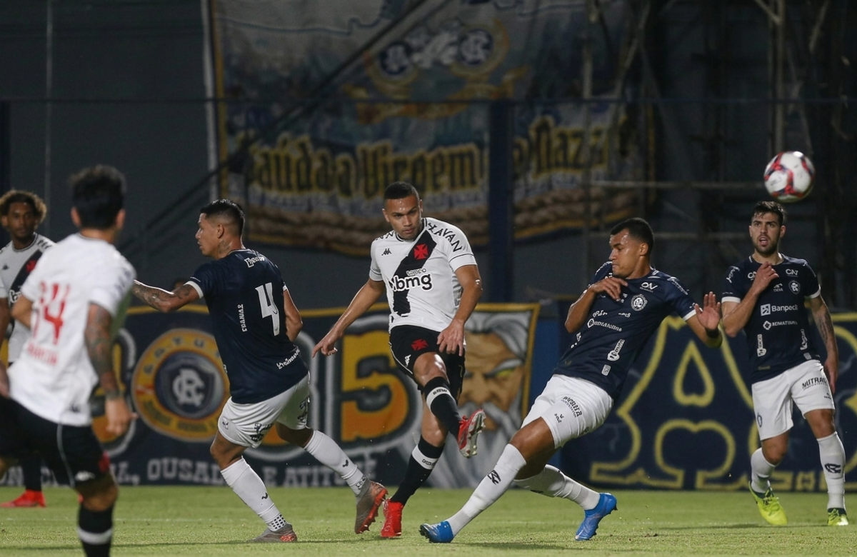 Remo venceu o Vasco apenas duas vezes em 53 anos; confira o retrospecto do confronto