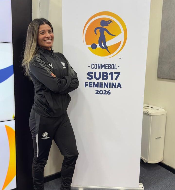 Árbitra paraense Gleika Pinheiro estreia com escudo FIFA em torneio internacional