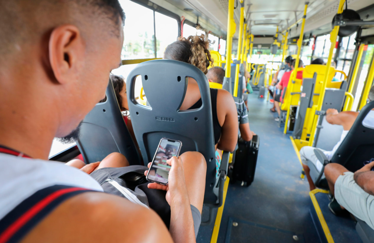 Transporte para Mosqueiro é reforçado com 50 ônibus extras no feriadão do Dia do Trabalhador