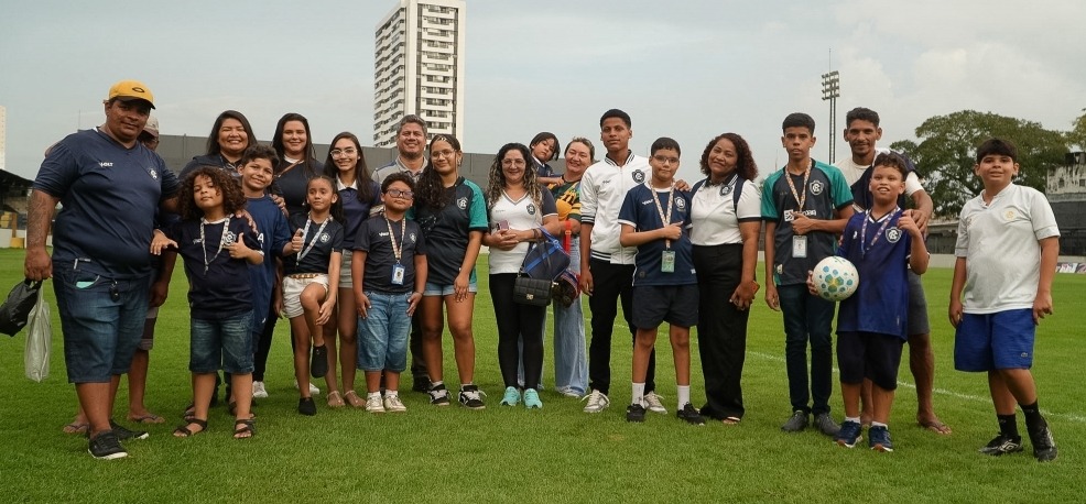 Clube do Remo realiza ação social e recebe crianças com TEA no Baenão