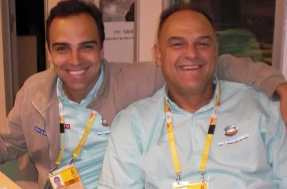 Tadeu Schmidt apresenta o BBB 26 desta sexta (17) e abre edição com homenagem ao irmão Oscar Schmidt