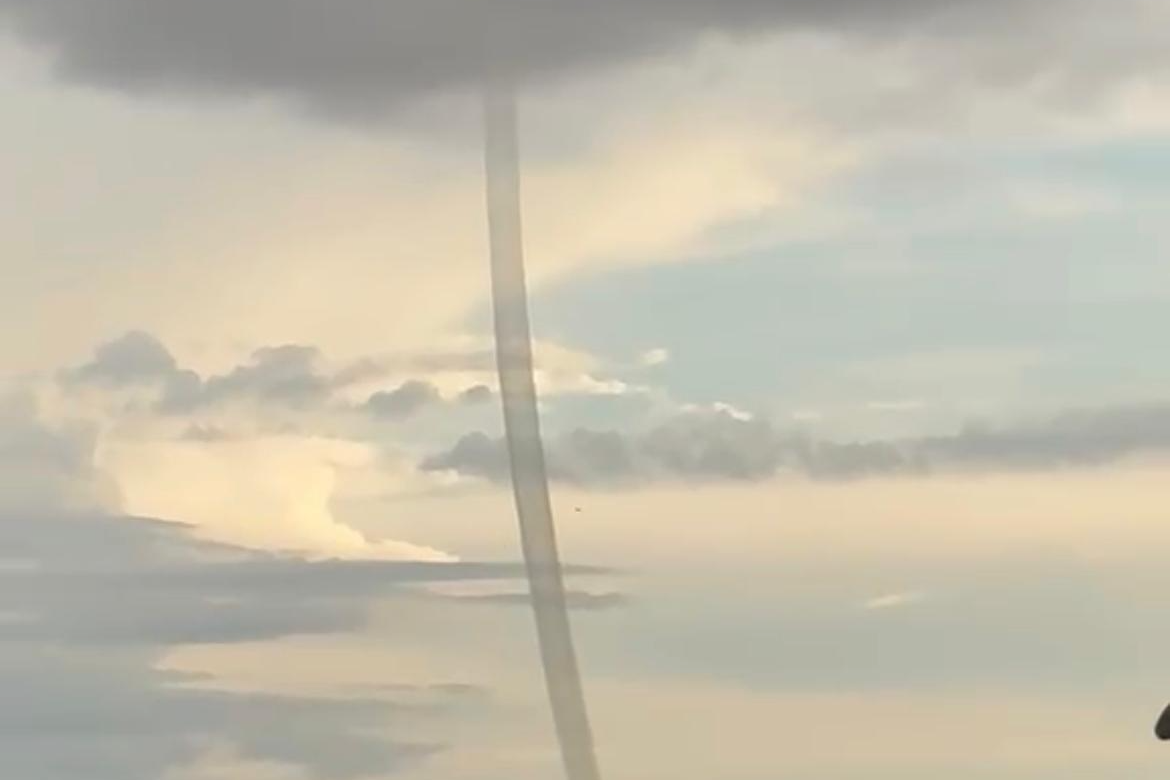 Tromba D’água chama a atenção de moradores no Marajó