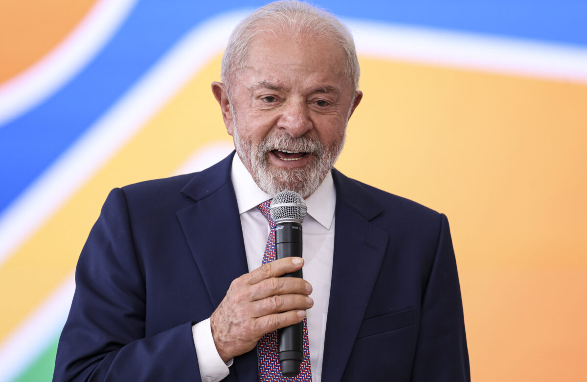 Lula afirma que governo vai enviar projeto de escala 6×1 nesta semana