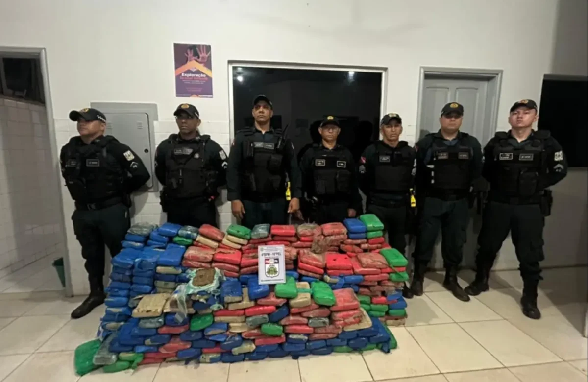Quase meia tonelada de maconha é apreendida em caminhão durante operação da PM no Pará
