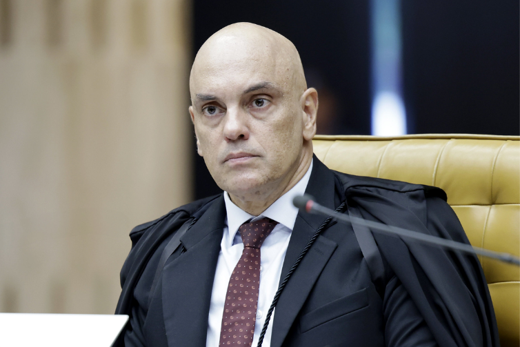 Justiça dos EUA autoriza que Moraes seja notificado por email em ação de Rumble e Trump Media contra ministro
