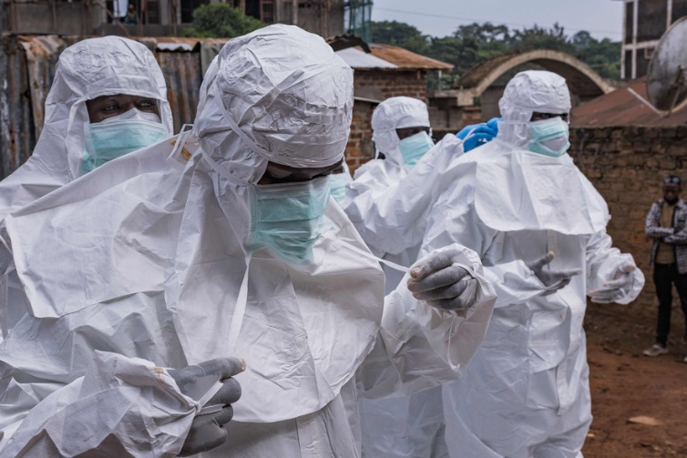 Paciente com suspeita de Ebola é isolado na Áustria; caso gera alerta na Europa