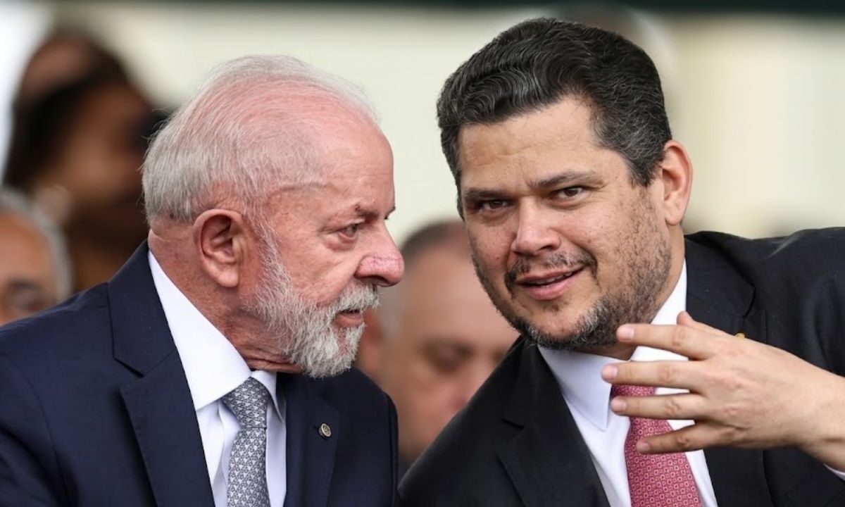 Governo Lula avalia retaliação a Davi Alcolumbre após rejeição de Jorge Messias para o STF