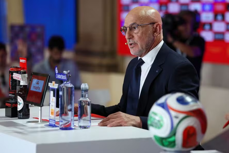 Sem jogadores do Real Madrid pela 1ª vez, Espanha anuncia lista de convocados para a Copa do Mundo de 2026